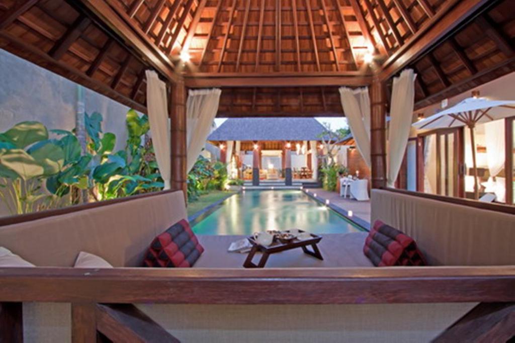 Arwana Estate Villa Seminyak  Ngoại thất bức ảnh