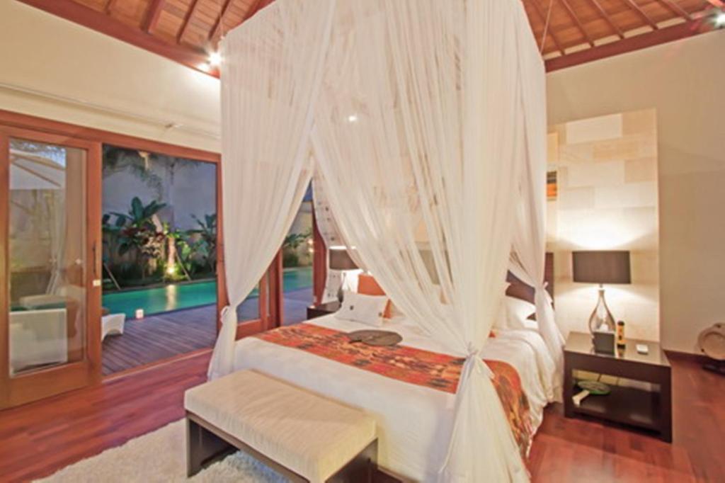 Arwana Estate Villa Seminyak  Ngoại thất bức ảnh