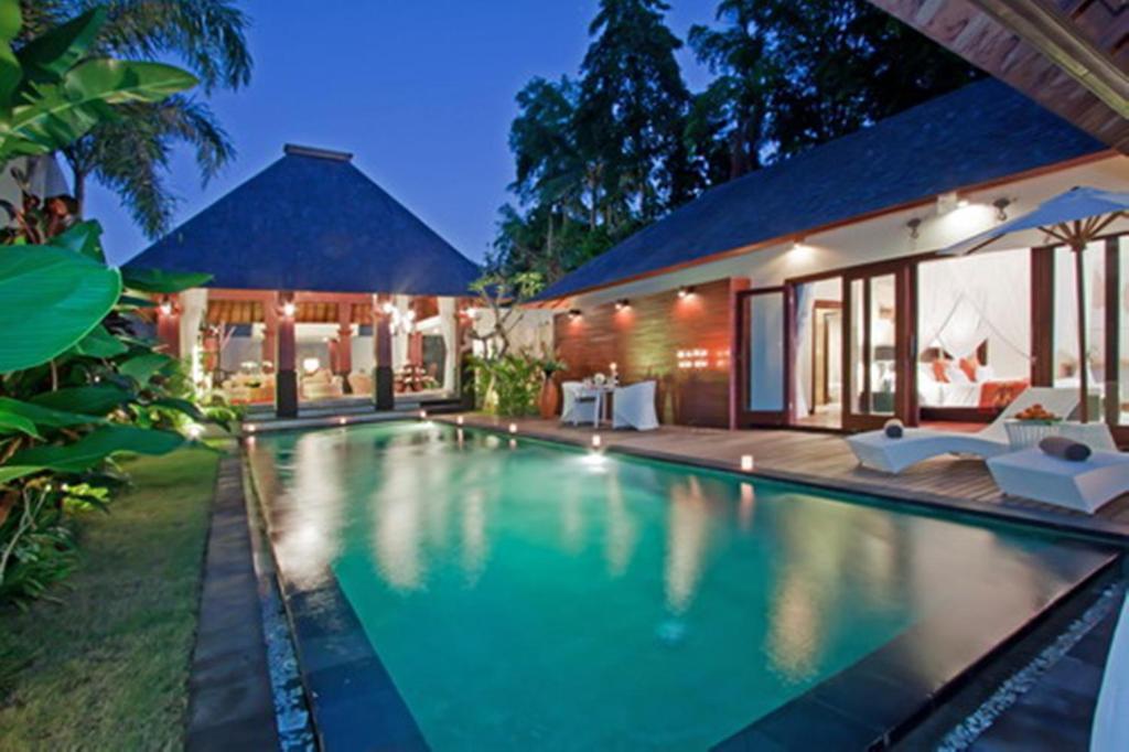 Arwana Estate Villa Seminyak  Ngoại thất bức ảnh