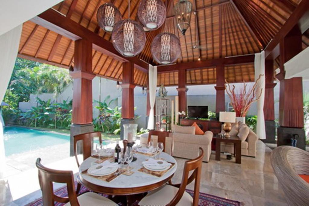 Arwana Estate Villa Seminyak  Ngoại thất bức ảnh