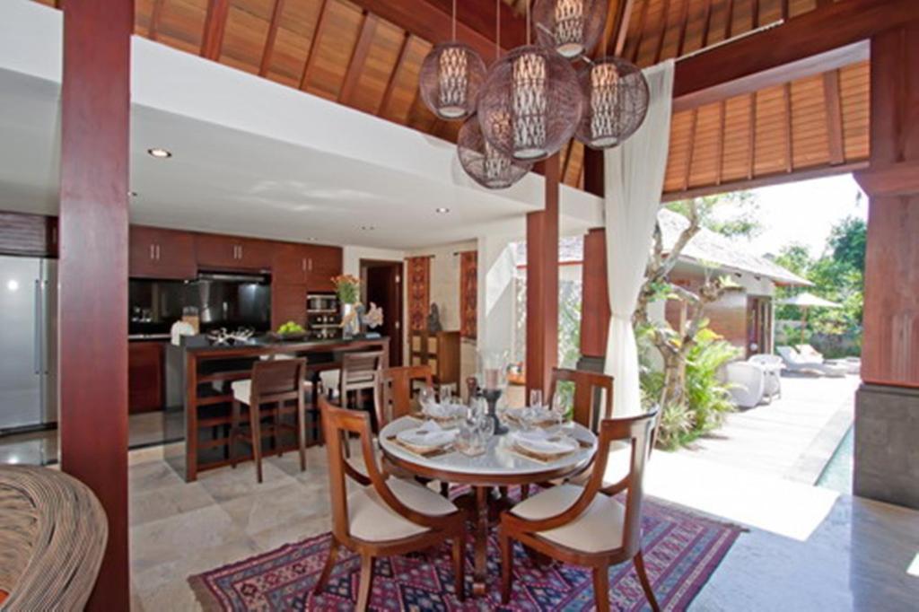 Arwana Estate Villa Seminyak  Ngoại thất bức ảnh
